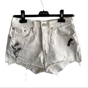 LEVI’S 501 High Waisted Cut Off Denim Jean Shorts White With Black Embroidery 26